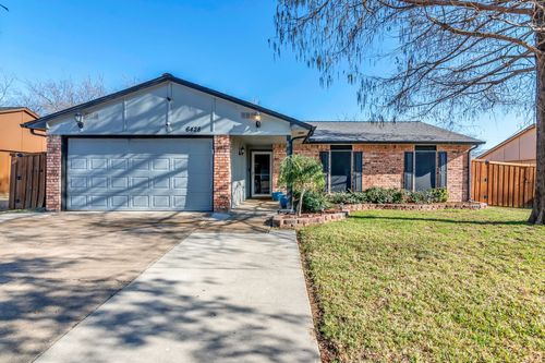 6428 Wakefield Rd, North Richland Hills, TX, 76182-4901 | Card Image