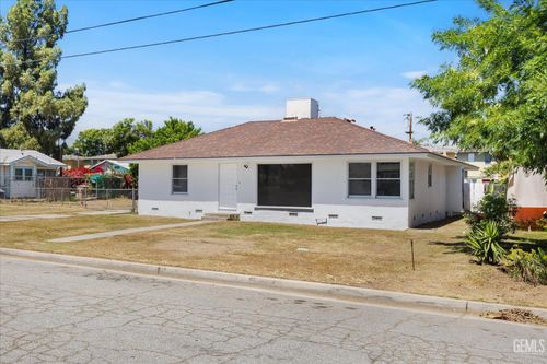 1330 2nd Street, Bakersfield, CA, 93304 | Card Image