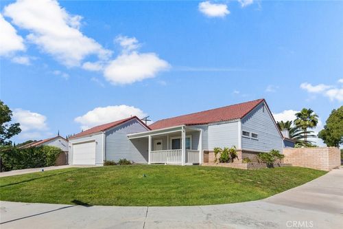 6274 Goldenrod Ln, Riverside, CA, 92504-1292 | Card Image