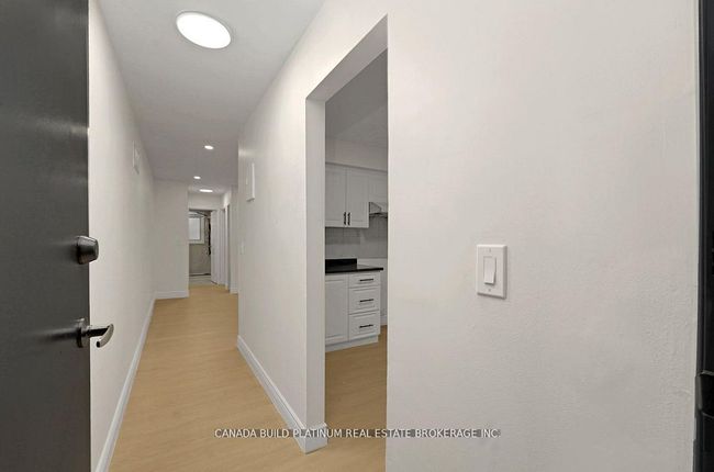1985 College Ave, Home with 4 bedrooms, 8 bathrooms and 8 parking in Windsor ON | Image 24