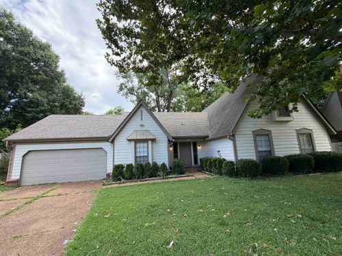 2826 Lanthorn Dr, Cordova, TN, 38016-8409 | Card Image