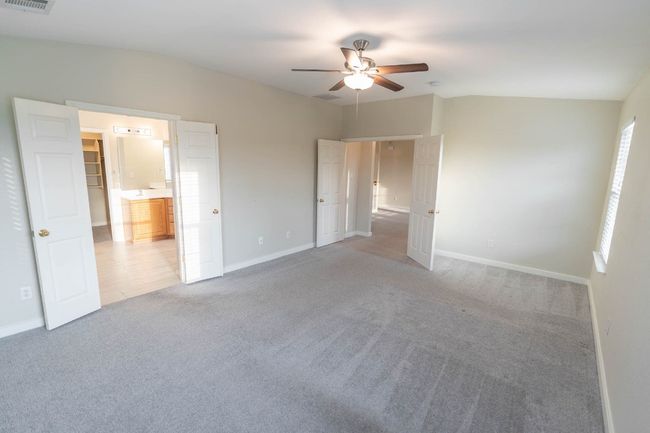 10920 Quarry Oaks Trl, House other with 5 bedrooms, 4 bathrooms and 2 parking in Austin TX | Image 20