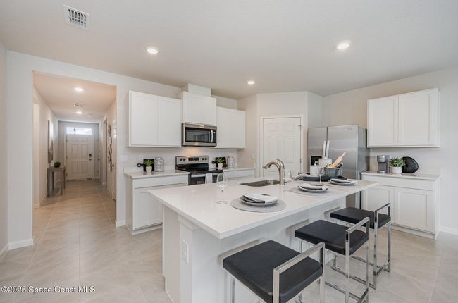 583 Mimosa St Sw, House other with 4 bedrooms, 2 bathrooms and null parking in PALM BAY FL | Image 10