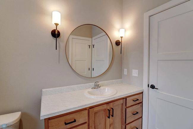 Guest Bathroom Vanity | Image 24