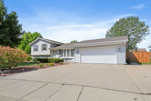 1407 Cleveland Ct, Hartford, WI, 53027-2732 | Card Image