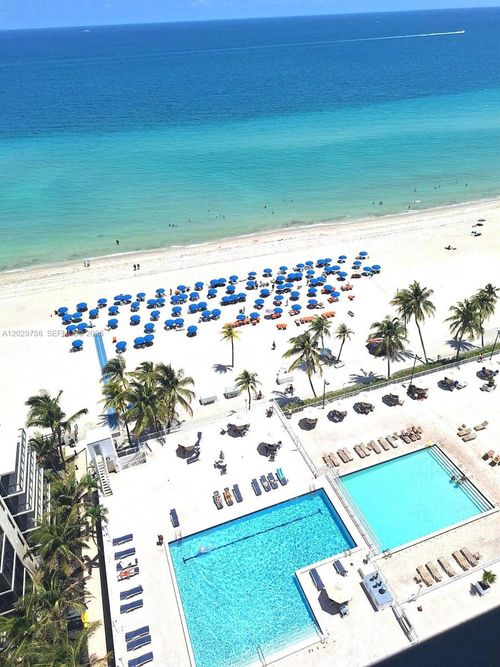 2001-2201 S Ocean Dr, Hollywood, FL, 33019-2539 | Card Image