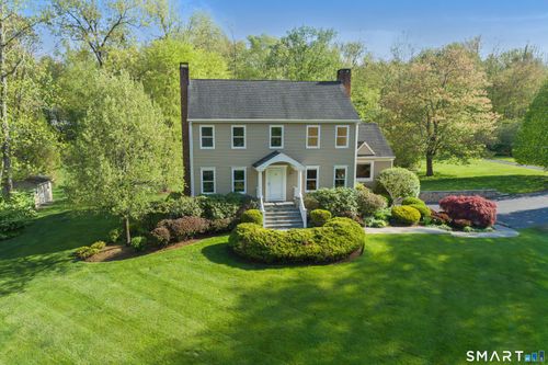 284 Keeler Dr, Ridgefield, CT, 06877-1027 | Card Image