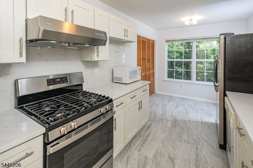 50 Grant Way, PRINCETON, NJ, 08540-1693 | Card Image
