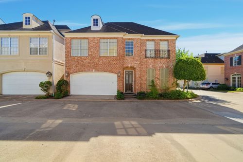 3243 N Pemberton Circle Dr, Houston, TX, 77025-4327 | Card Image