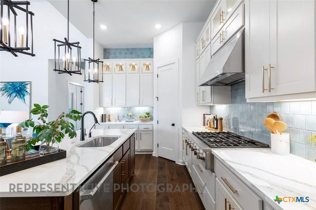 404 Jackson River Loop, House other with 4 bedrooms, 5 bathrooms and null parking in Kyle TX | Image 7