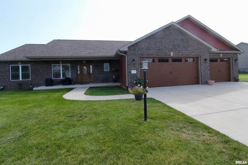1324 Cedar Lake Dr, Metamora, IL, 61548-8413 | Card Image