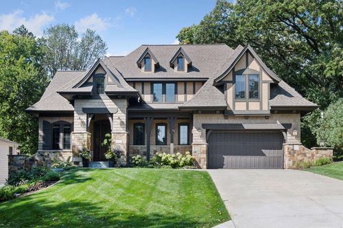 132 Interlachen Rd, Hopkins, MN, 55343-8524 | Card Image
