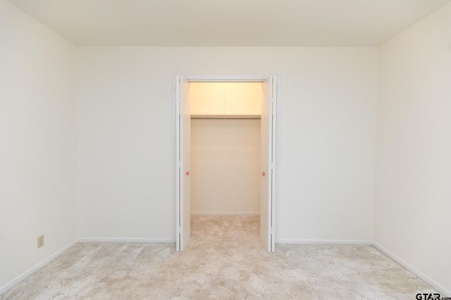 1707 Sampson Dr, House other with 3 bedrooms, 2 bathrooms and null parking in Tyler TX | Image 16