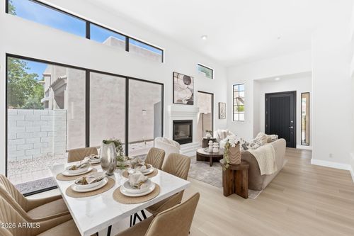 6826 N 83rd St, Scottsdale, AZ, 85250-4814 | Card Image