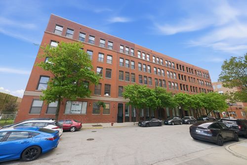 310-400 S Green St, Chicago, IL, 60607-3546 | Card Image
