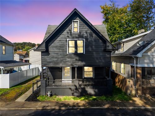 705 4th St, New Brighton, PA, 15066-1715 | Card Image