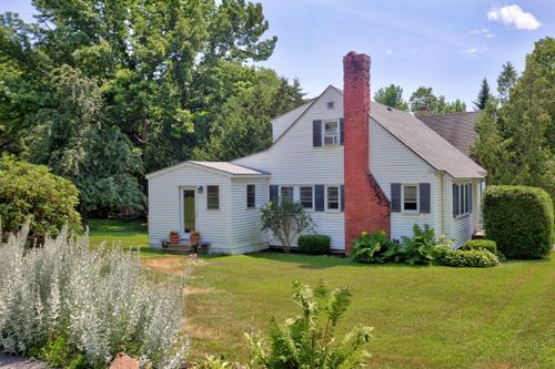15 Nicholson Ave, Bucksport, ME, 04416-4127 | Card Image