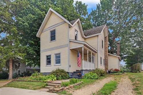 42 Waterloo St, Casnovia, MI, 49318-9701 | Card Image