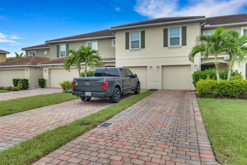 3779 Crofton Ct, FORT MYERS, FL, 33916-7702 | Card Image