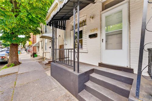 337 N 2nd St, Allentown, PA, 18102-3537 | Card Image