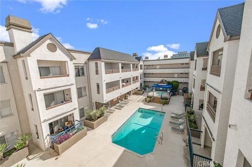 unit-312-300 N El Molino Ave, Pasadena, CA, 91101-1679 | Card Image