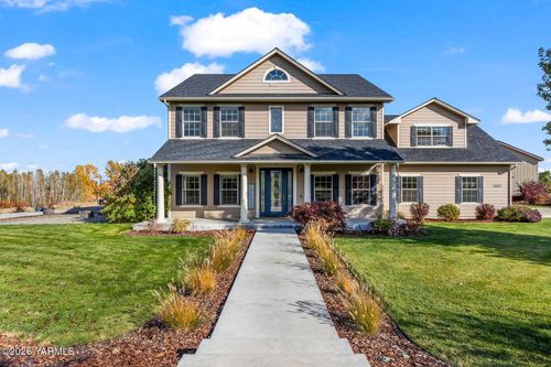 13507 Church Rd, Yakima, WA, 98903-9119 | Card Image