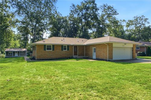 2548 Ehrhart Dr, Springfield, OH, 45502-8595 | Card Image