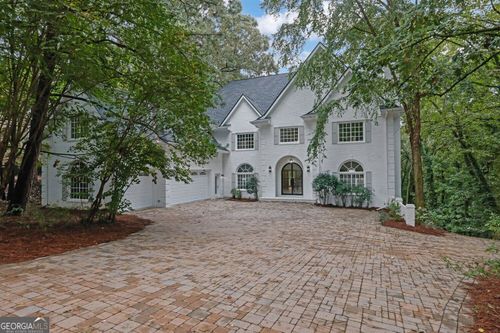 260 Cameron Ridge Dr, Sandy Springs, GA, 30328-4709 | Card Image