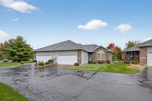 1356 N 10th St, Lake City, MN, 55041-3313 | Card Image