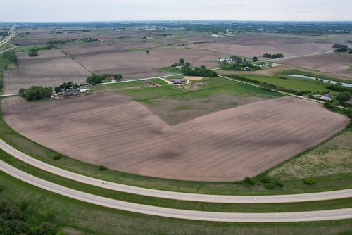 000 240th St, Waverly, IA, 50677 | Card Image