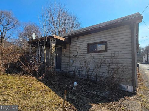 9 Charlestown Rd Sw, LONACONING, MD, 21539-1310 | Card Image