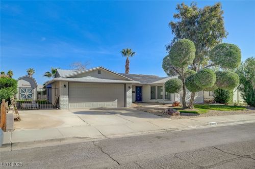 4830 El Escorial Dr, Las Vegas, NV, 89121-6805 | Card Image