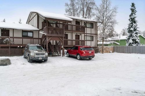 12332 End St, Eagle River, AK, 99577-7670 | Card Image