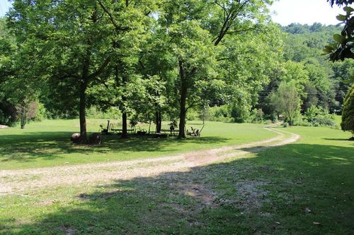 678 Love Valley Rd, Silver Point, TN, 38582-7921 | Card Image