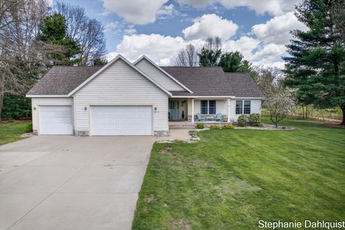 3878 Darcliff Ln, Twin Lake, MI, 49457-8641 | Card Image