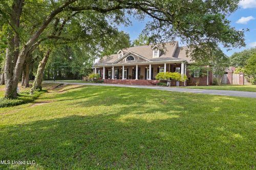 6 N Hill Dr, Carriere, MS, 39426-8103 | Card Image