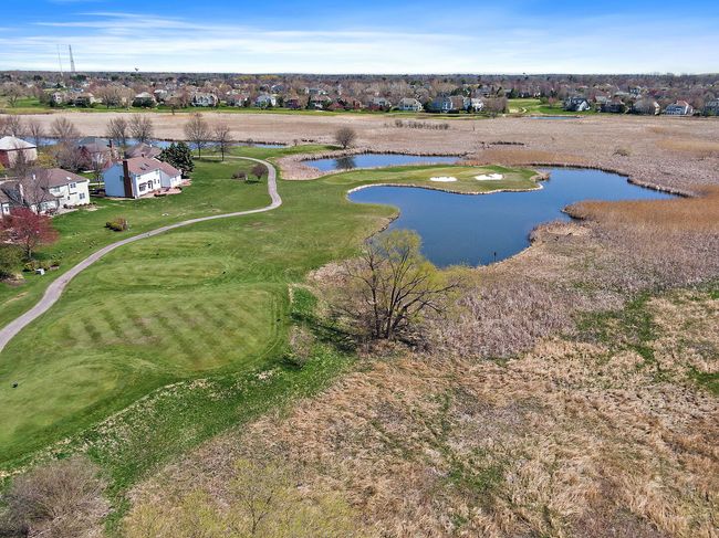 2080 Arrowhead Ct, House other with 4 bedrooms, 4 bathrooms and 3 parking in Geneva IL | Image 39