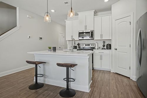 4539 Skywood Ln, Nashville, TN, 37207-3080 | Card Image