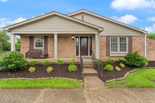 1212 Inverary Ct, Louisville, KY, 40222-5717 | Card Image