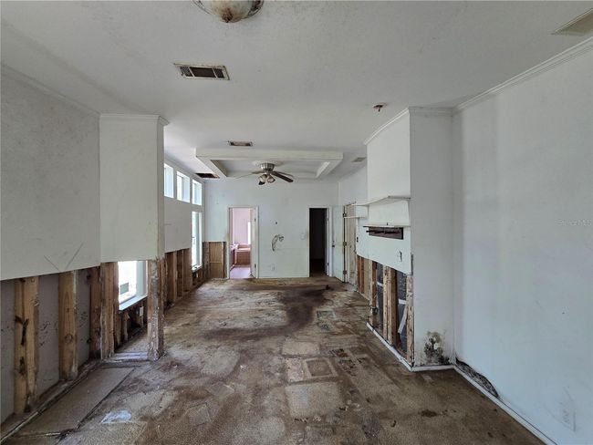 Main Bedroom | Image 18