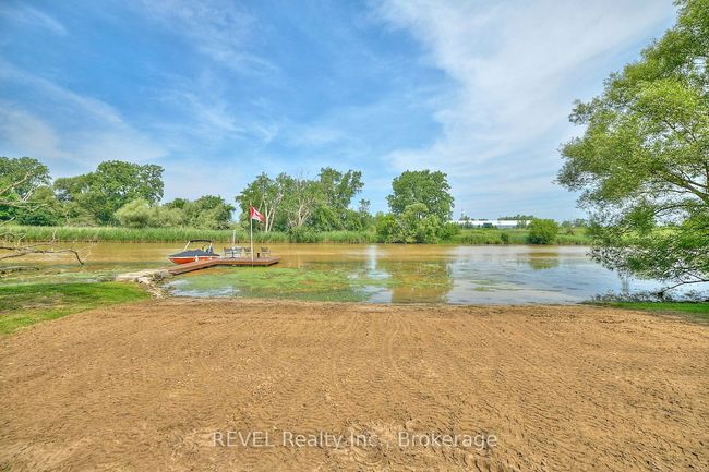 9695 Grassy Brook Rd, House other with 4 bedrooms, 3 bathrooms and 15 parking in Port Robinson ON | Image 49