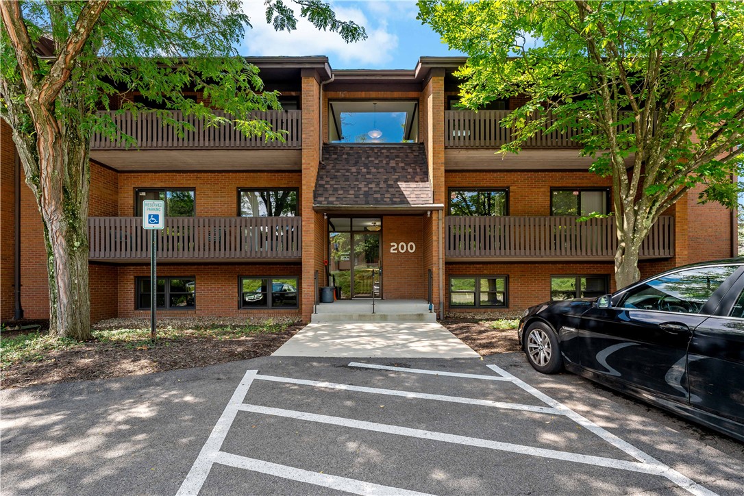 Commercial Lease in Ross Twp 2