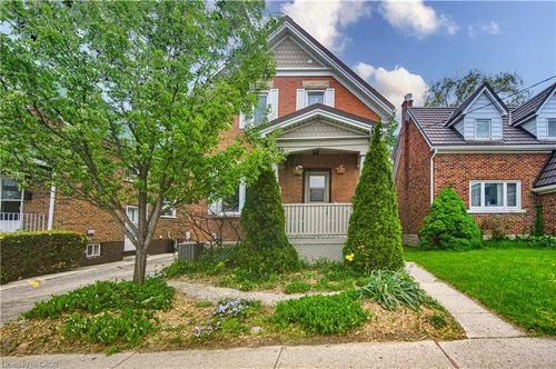 156 Glasgow St, Kitchener, ON, N2G2G9 | Card Image