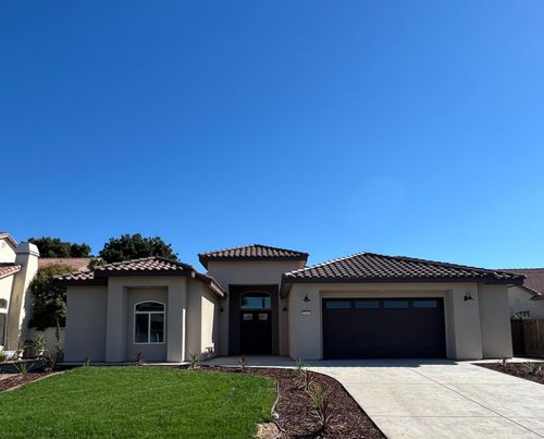 8440 Lake Shore Dr, Chowchilla, CA, 93610 | Card Image