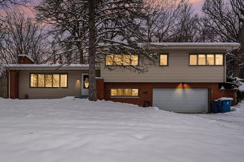 332 Espanola Ave, Parchment, MI, 49004-1106 | Card Image