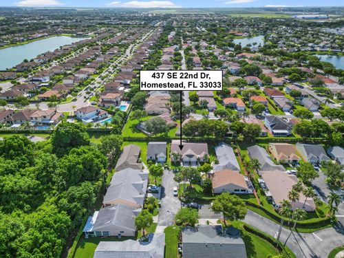437 Se 22nd Dr, Homestead, FL, 33033-5257 | Card Image