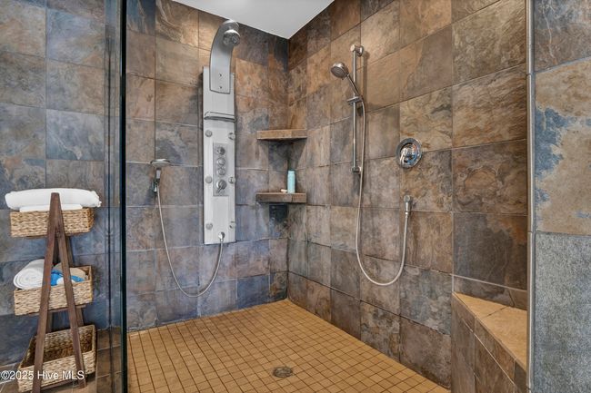 B - 440 Causeway Dr, Condo with 3 bedrooms, 3 bathrooms and 1 parking in Wrightsville Beach NC | Image 25