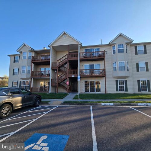 apt-2-129 Brookland Ter, WINCHESTER, VA, 22602-6285 | Card Image