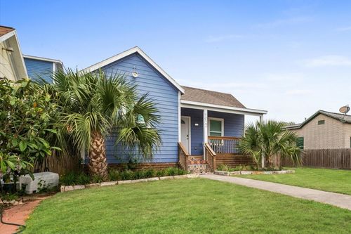 1022 Avenue L, Galveston, TX, 77550-6240 | Card Image