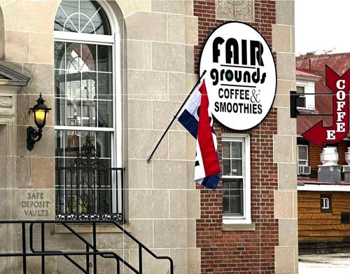 627 Main Street, Fryeburg, ME, 04037 | Card Image